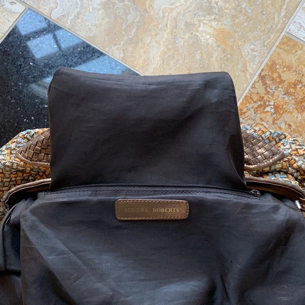 Sondra Robert’s woven leather w/ braided/textured accents/flap is a change purse - Picture 17 of 17